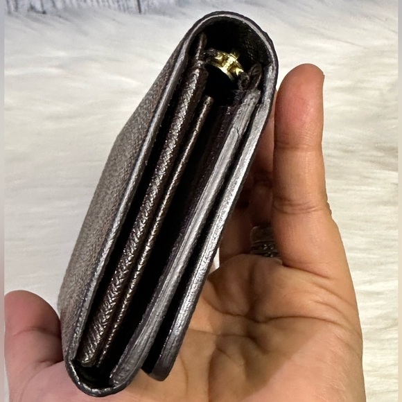 LOUIS VUITTON zip medium wallet in damier ebene - Picture 4 of 17